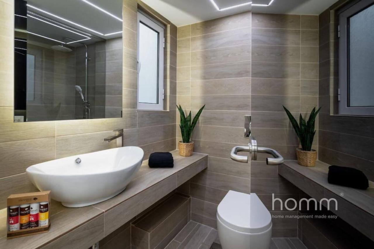 34Sqm Minimal Homm Apartment With Acropolis View Athens Luaran gambar